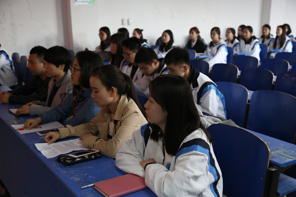 2支委会候选人.JPG 2支委会候选人.JPG