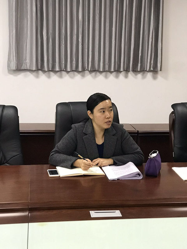 杨琪老师发言.jpg 杨琪老师发言.jpg