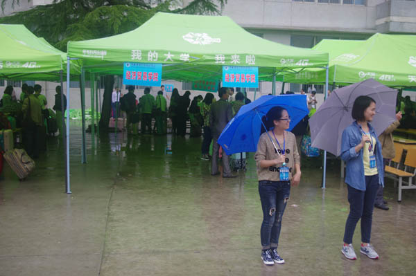 员工会迎接新生.JPG 员工会迎接新生.JPG