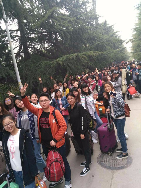 国贸1401班欢送仪式.jpg 国贸1401班欢送仪式.jpg